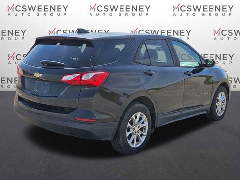 Used 2020 Chevrolet Equinox LS w/ LS Convenience Package image 5