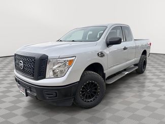 Used 2017 Nissan Titan S AWD/4WD video 1