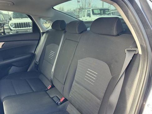 Used 2019 Kia Forte S image 11