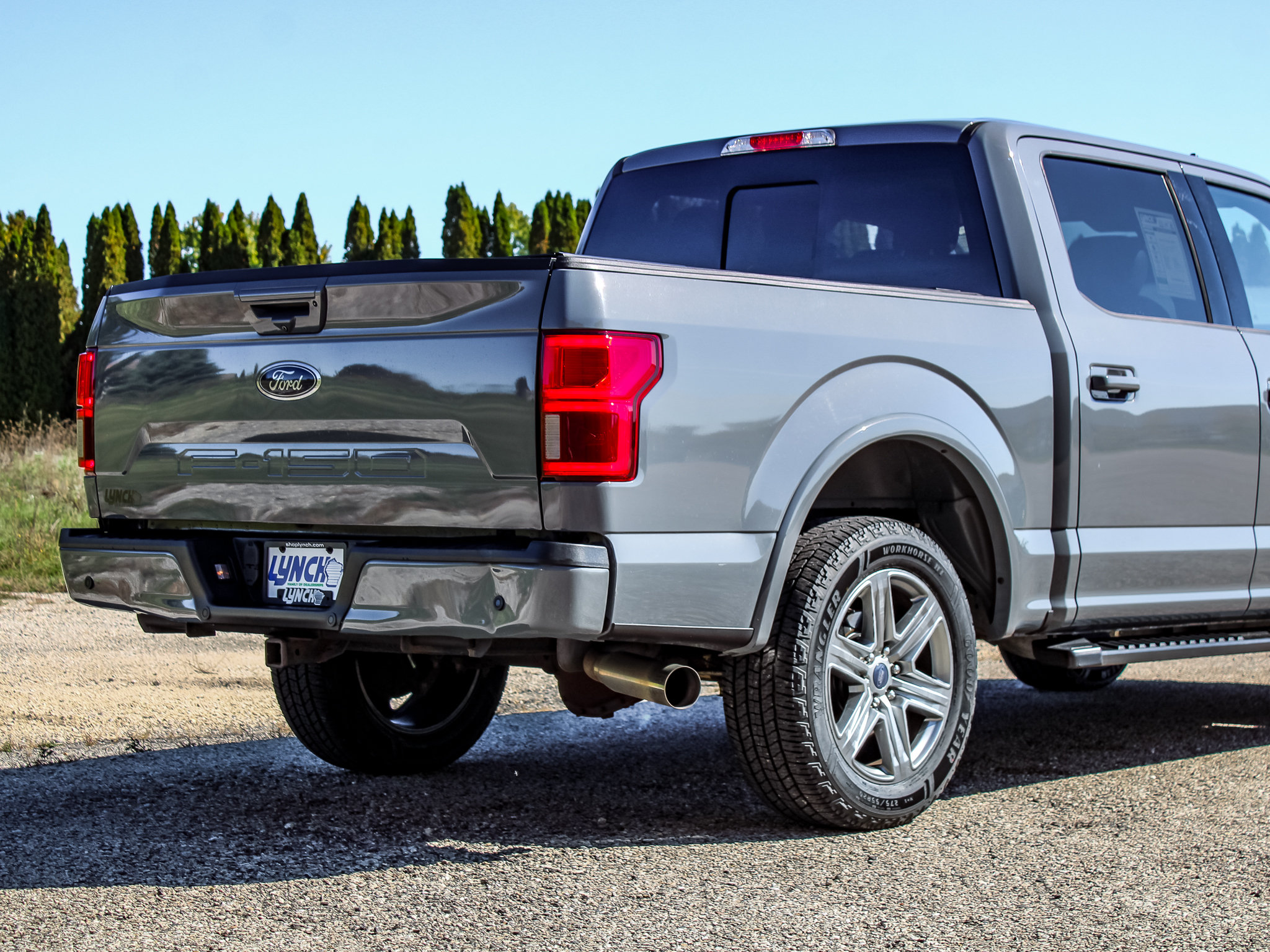 Used 2019 Ford F150 Lariat w/ Equipment Group 502A Luxury AWD/4WD image 9