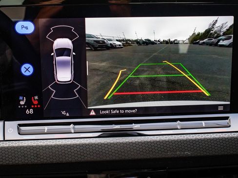 Used 2024 Volkswagen GTI SE image 19