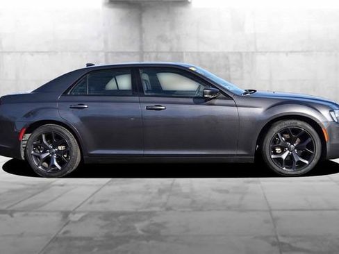 Used 2023 Chrysler 300 S image 5