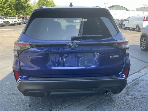 New 2026 Subaru Forester Touring AWD/4WD image 9