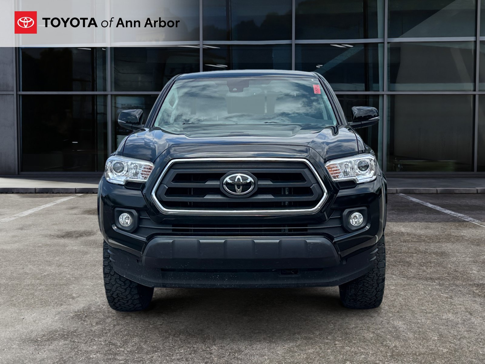 Used 2023 Toyota Tacoma SR5 w/ Technology Package AWD/4WD image 11