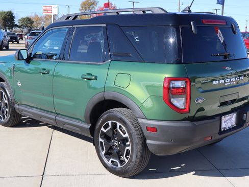 Used 2024 Ford Bronco Sport Outer Banks image 7