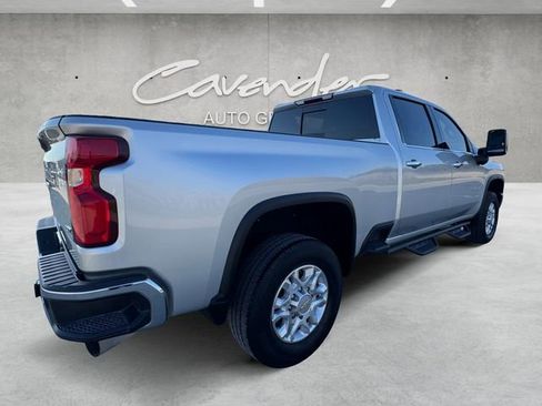 Used 2021 Chevrolet Silverado 2500 LTZ w/ LTZ Plus Package image 16