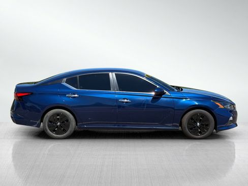 Used 2022 Nissan Altima 2.5 S FWD image 8