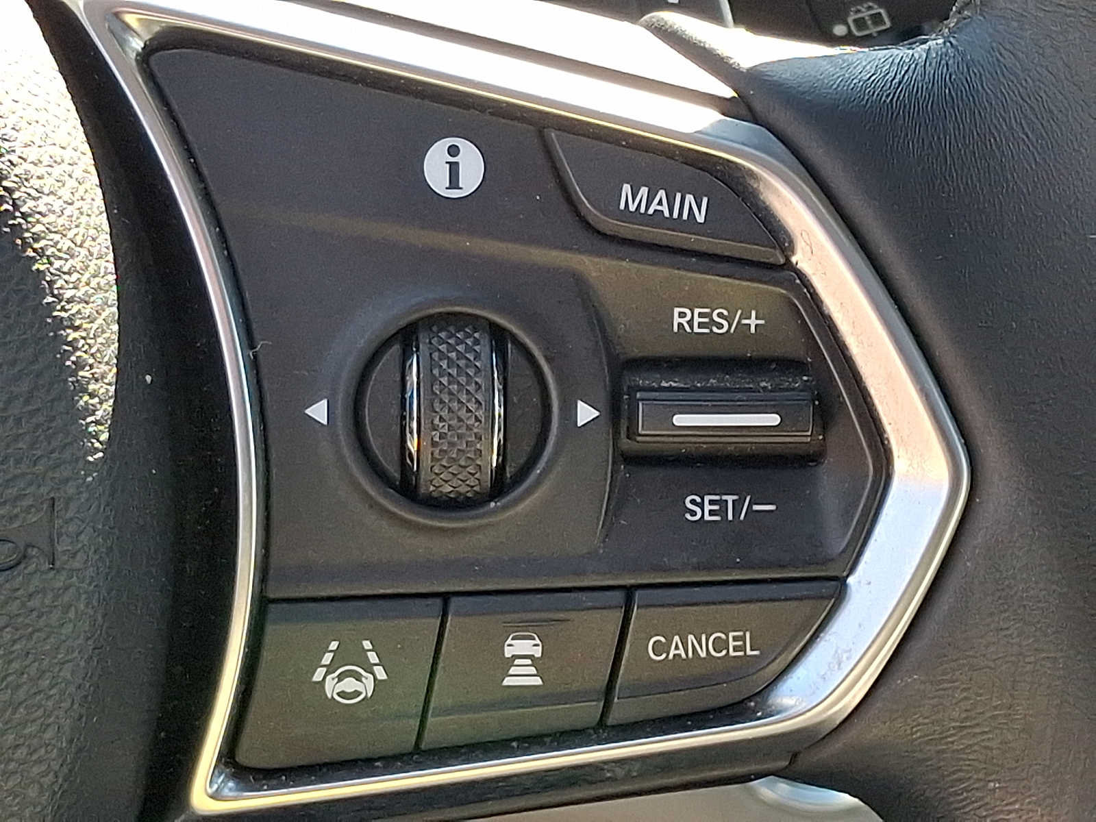 Used 2020 Acura RDX w/ Technology Package AWD/4WD image 24