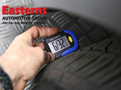 Used 2020 Tesla Model Y Long Range image 24