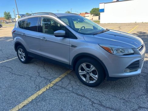 Used 2014 Ford Escape SE w/ Equipment Group 201A FWD image 15