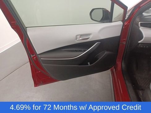 Used 2025 Toyota Corolla SE FWD image 13