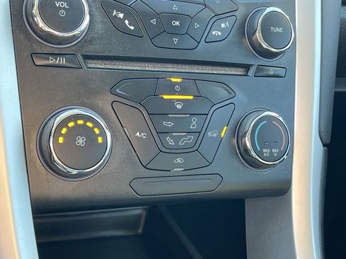 Used 2015 Ford Fusion SE image 20