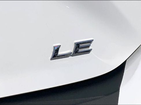 Used 2025 Toyota Camry LE FWD image 10
