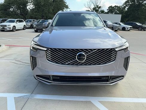 Used 2026 Volvo XC90 B5 Core w/ Protection Package Premier AWD/4WD image 8