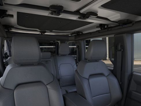 New 2025 Ford Bronco Badlands w/ Sasquatch Package AWD/4WD image 12