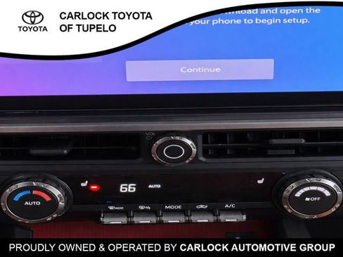 Used 2025 Toyota Tacoma TRD Off-Road AWD/4WD image 20