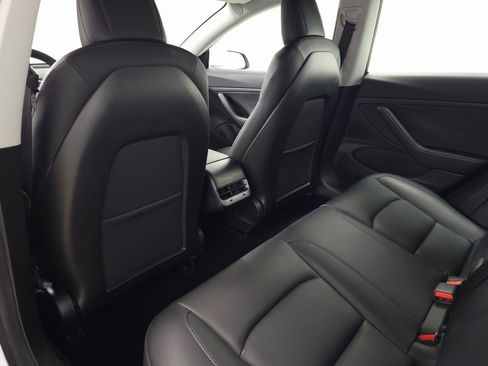 Used 2019 Tesla Model 3 Performance image 29