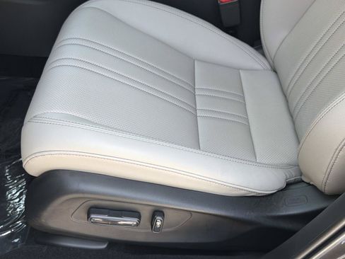 Used 2026 Honda HR-V EX-L image 18