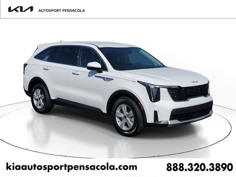 Used 2025 Kia Sorento LX FWD image 1