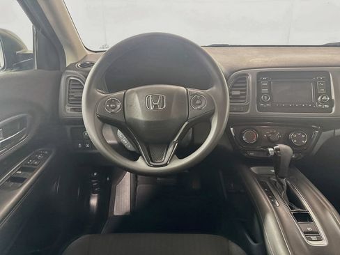 Used 2016 Honda HR-V LX image 19