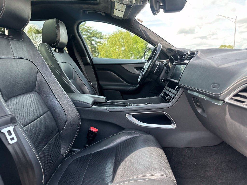 Used 2020 Jaguar F-PACE S AWD/4WD image 23