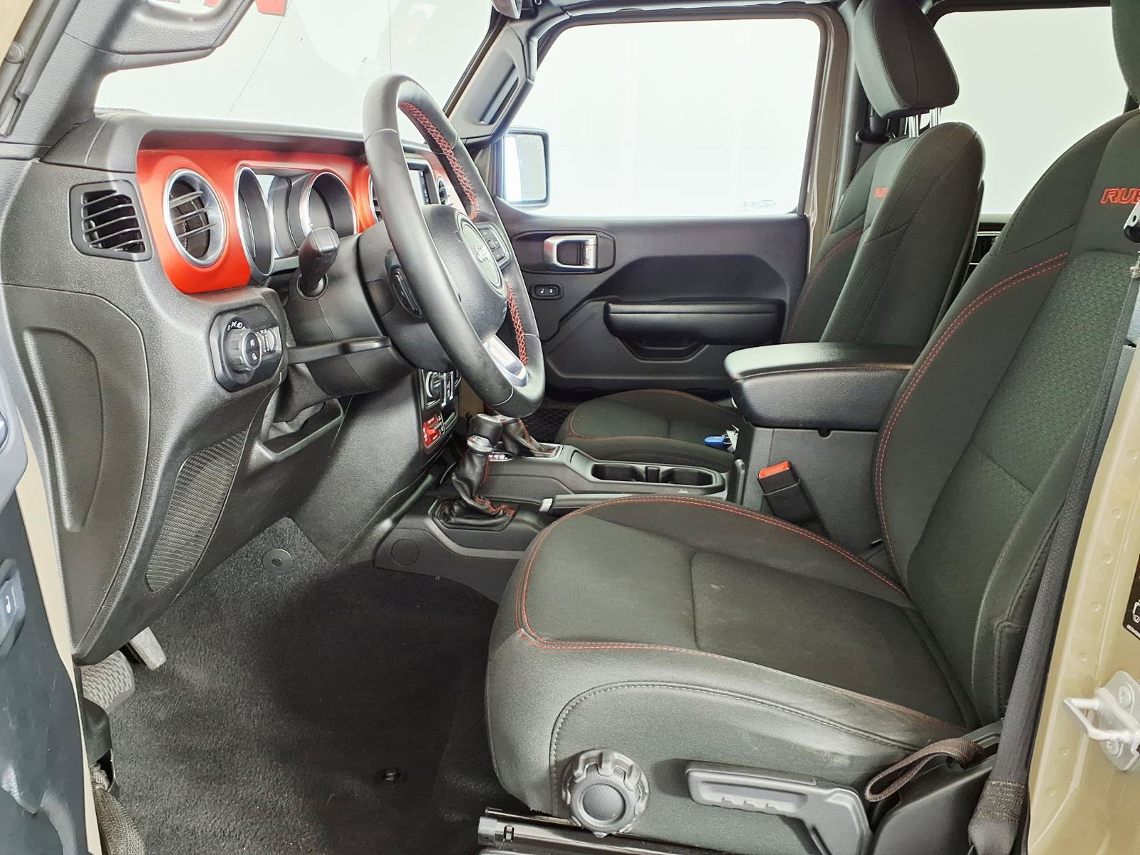 Used 2020 Jeep Gladiator Rubicon AWD/4WD image 11