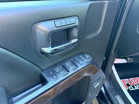 Used 2018 GMC Sierra 1500 Denali w/ Denali Ultimate Package AWD/4WD image 18