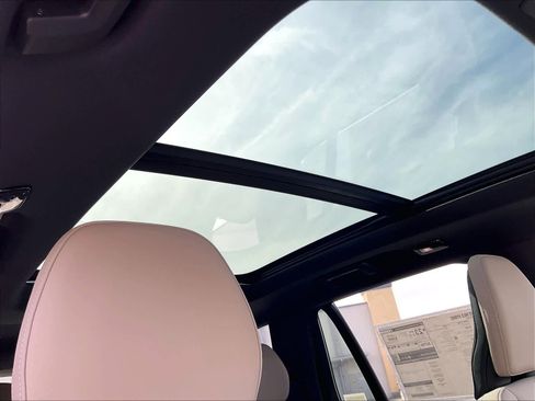 New 2026 Volvo XC90 B6 Plus w/ Protection Package Premier image 30