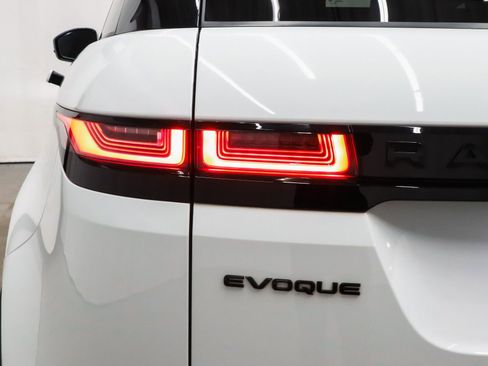 Used 2023 Land Rover Range Rover Evoque R-Dynamic S image 50