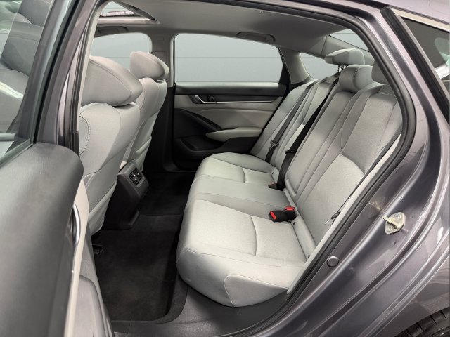 Used 2019 Honda Accord EX image 31
