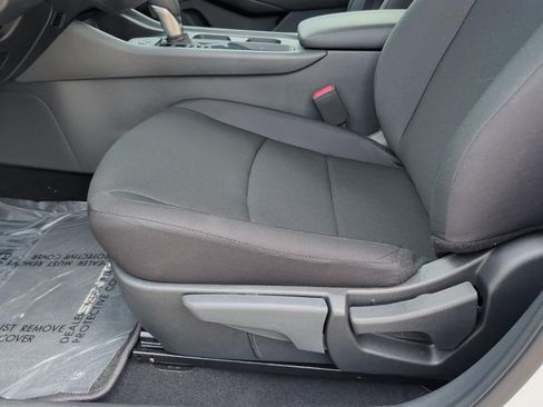 Used 2025 Nissan Sentra S FWD image 15