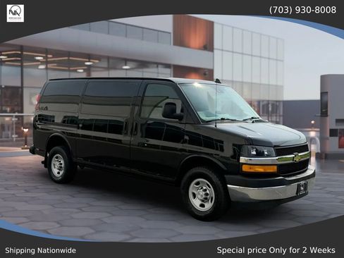 Used 2019 Chevrolet Express 2500 w/ Driver Convenience Package RWD image 2