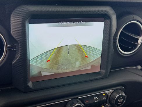 Used 2023 Jeep Wrangler Sahara w/ Cold Weather Group image 22