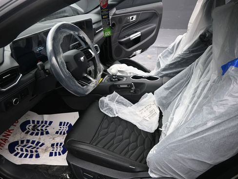 New 2025 Ford Mustang GT Premium w/ GT Performance Package RWD image 20