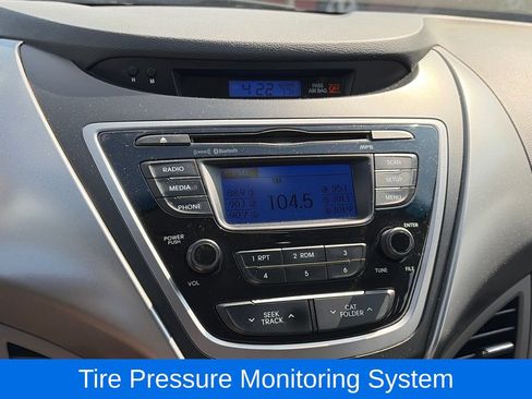 Used 2013 Hyundai Elantra GLS w/ Preferred Pkg FWD image 18