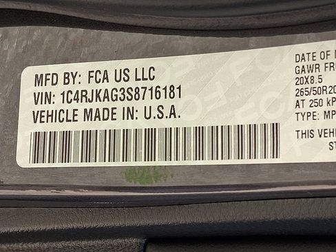 New 2025 Jeep Grand Cherokee L Altitude image 18