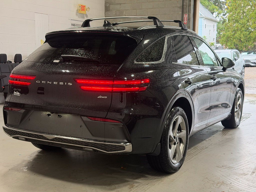 Used 2026 Genesis GV70 2.5T AWD/4WD image 5