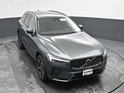 New 2026 Volvo XC60 B5 Core w/ Protection Package Premier image 33