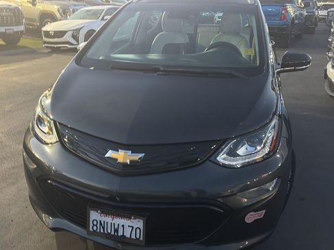 Used 2020 Chevrolet Bolt Premier w/ Infotainment Package image 15