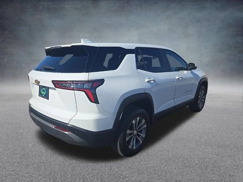 Certified 2026 Chevrolet Equinox LT FWD image 3