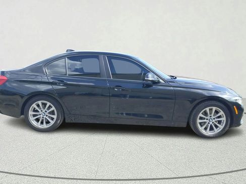 Used 2018 BMW 320i Sedan w/ Convenience Package image 7