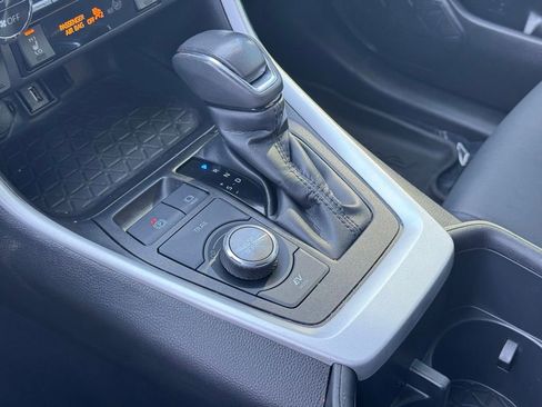 Certified 2022 Toyota RAV4 XSE image 34