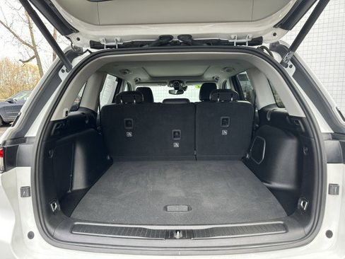 Used 2024 Jeep Grand Cherokee Limited 4xe image 11