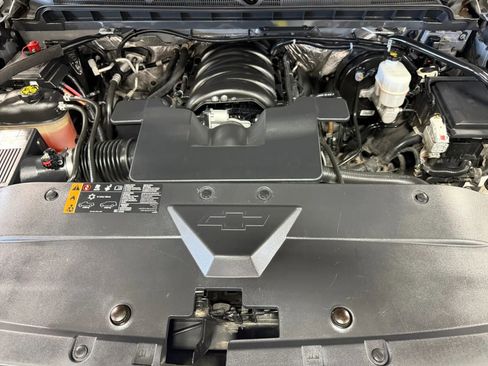 Used 2017 Chevrolet Silverado 1500 LTZ Z71 w/ LTZ Plus Package image 27