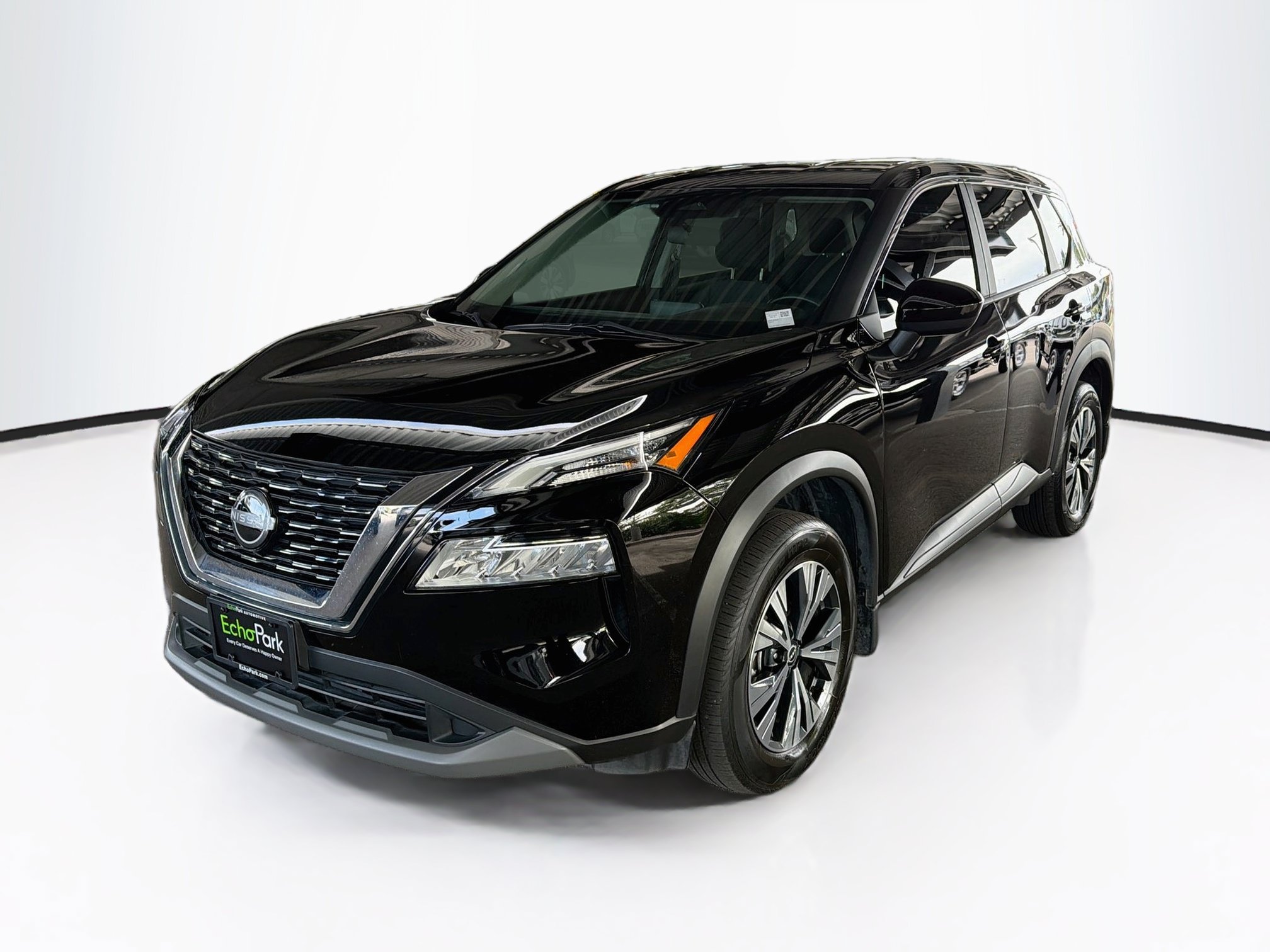 Used 2023 Nissan Rogue SV AWD/4WD image 3