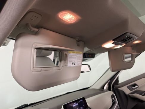 Used 2023 Nissan Rogue SV w/ SV Premium B Package image 36