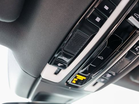 Certified 2023 Porsche Panamera Platinum Edition RWD image 21