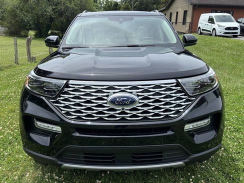 Used 2020 Ford Explorer Platinum w/ Premium Technology Package image 6