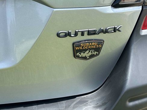 Used 2025 Subaru Outback Wilderness AWD/4WD image 13