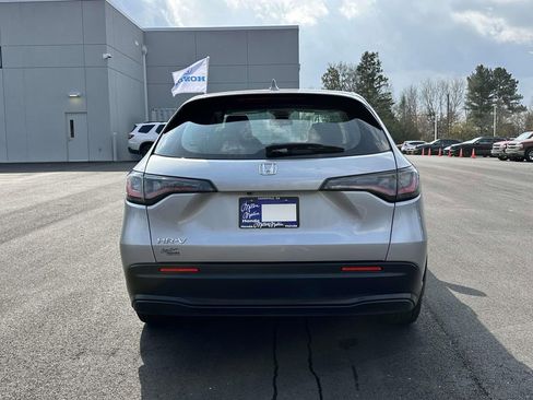 Certified 2023 Honda HR-V LX image 24